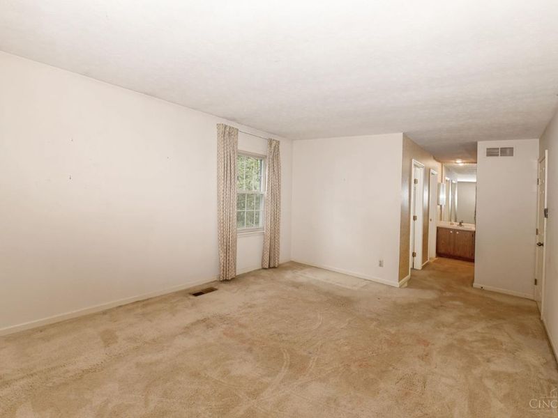 1001 Shakertown Court, Montgomery, OH 45242 Photo 14