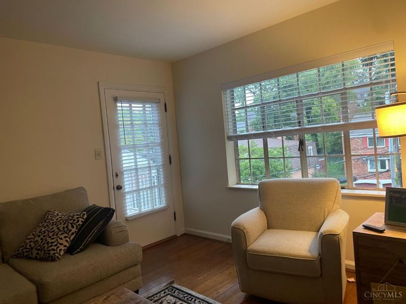 841 Van Dyke Avenue, Cincinnati, OH 45226 Photo 4