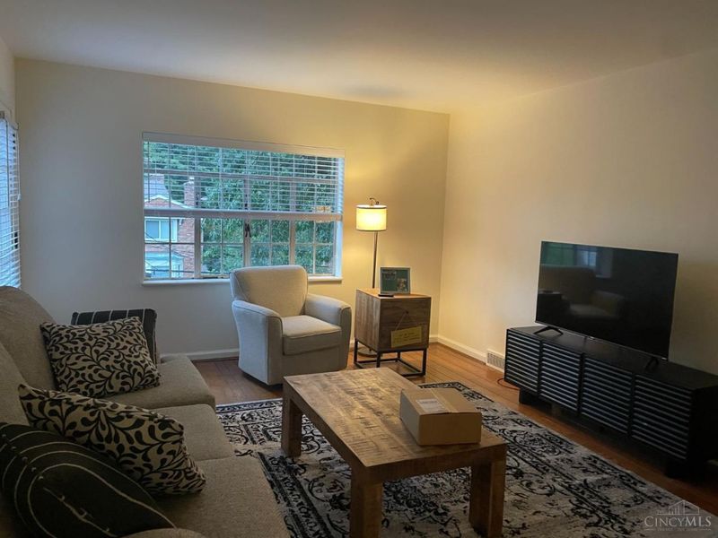 841 Van Dyke Avenue, Cincinnati, OH 45226 Photo 5
