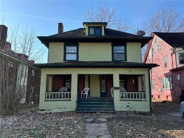 227 Lora Avenue , Youngstown, OH 44504