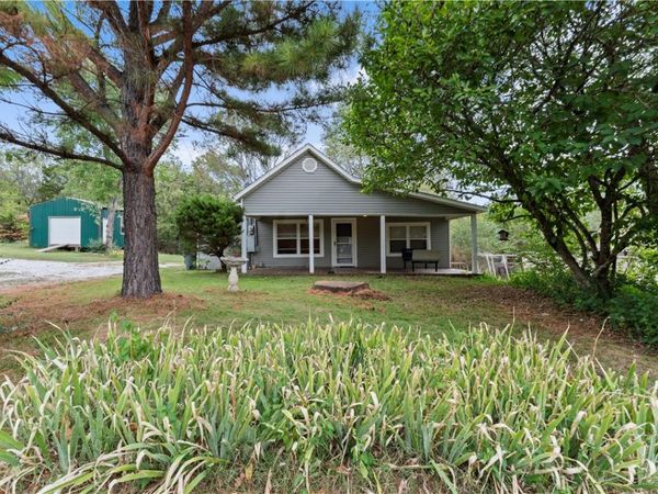 230 Stone Bridge Road , Fayetteville, AR 72701