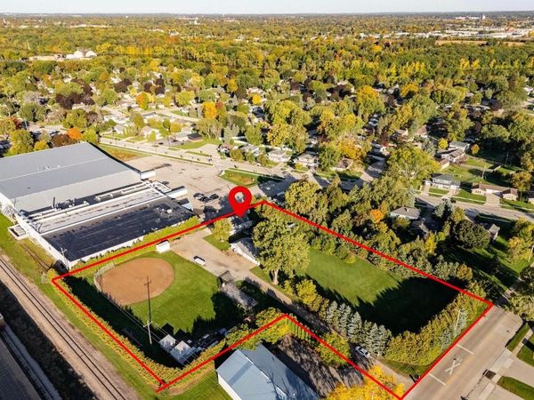 311 N KENSINGTON DRIVE, Appleton, WI 54915