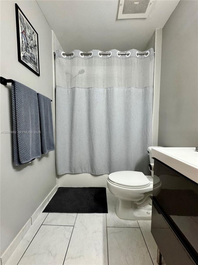 133 NE 2nd Ave , Unit 2509, Miami, FL 33132 Photo