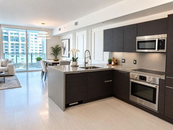1080 Brickell Ave , Unit 1606, Miami, FL 33131