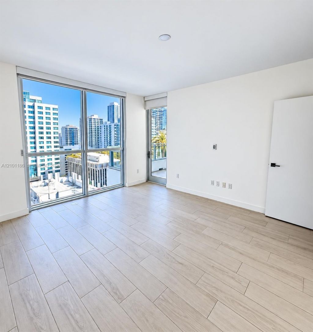 1080 Brickell Ave , Unit 1606, Miami, FL 33131 Photo
