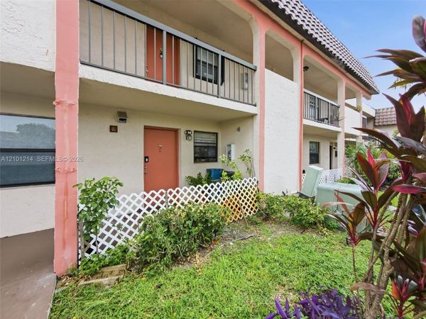 821 NE 207th Ln , Unit 1-103, Miami, FL 33179
