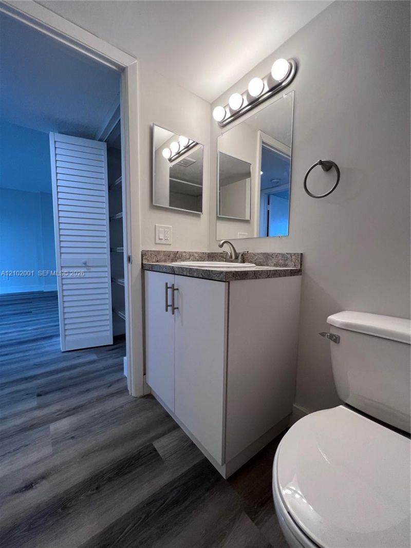 8200 SW 210th St , Unit 114, Cutler Bay, FL 33189 Photo