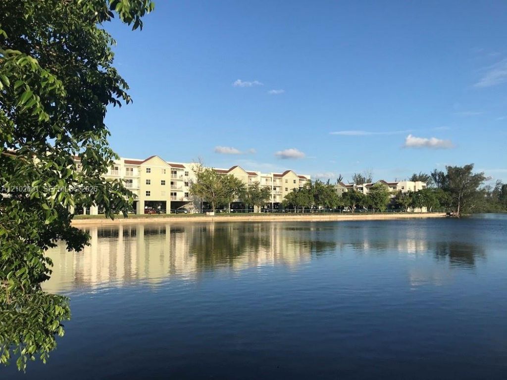 8200 SW 210th St , Unit 114, Cutler Bay, FL 33189 Photo