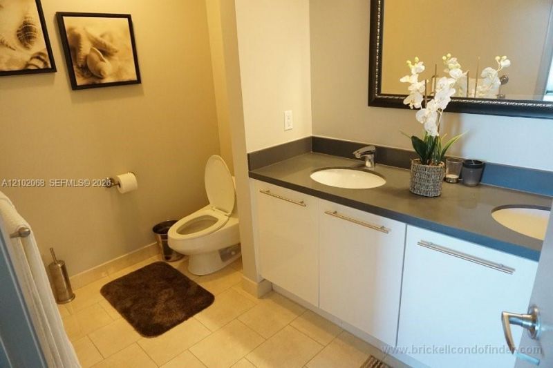 90 SW 3rd St, Unit 3505, Miami, FL 33130 Photo