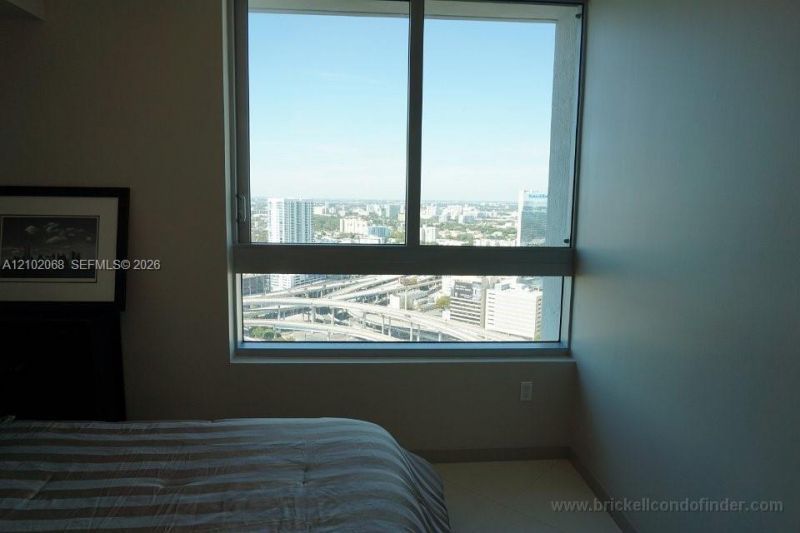 90 SW 3rd St, Unit 3505, Miami, FL 33130 Photo