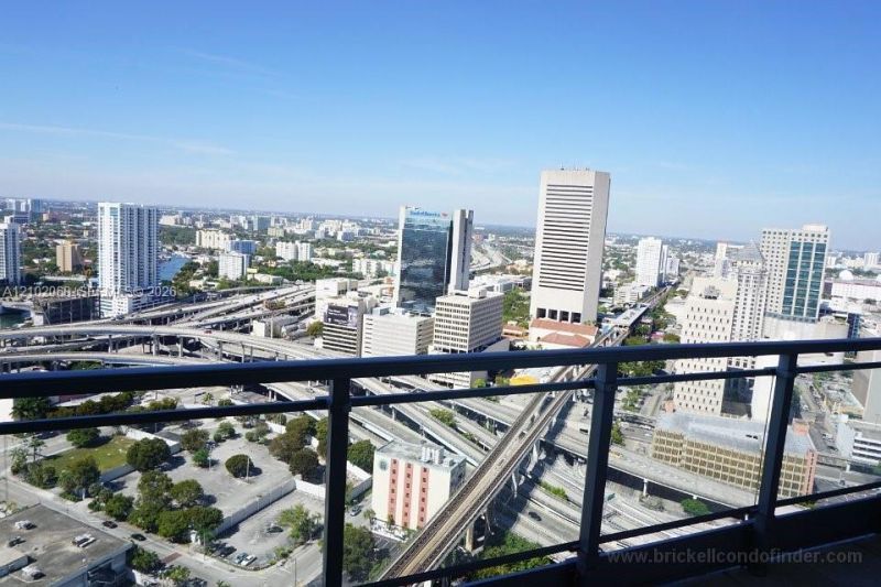 90 SW 3rd St, Unit 3505, Miami, FL 33130 Photo