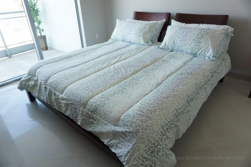90 SW 3rd St, Unit 3505, Miami, FL 33130 Photo