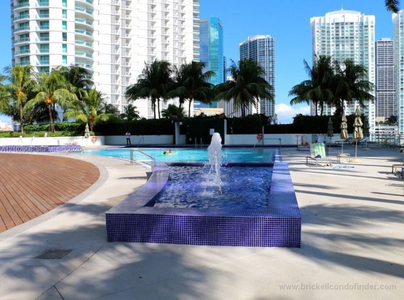 90 SW 3rd St, Unit 3505, Miami, FL 33130 Photo