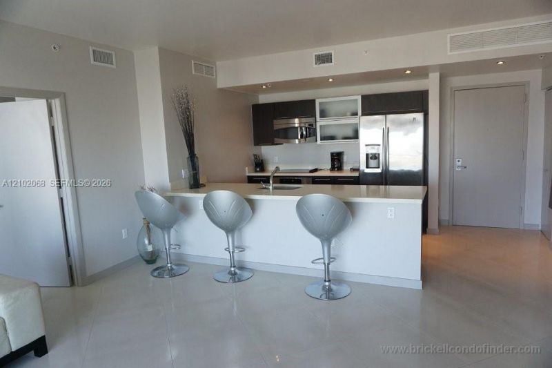 90 SW 3rd St, Unit 3505, Miami, FL 33130 Photo