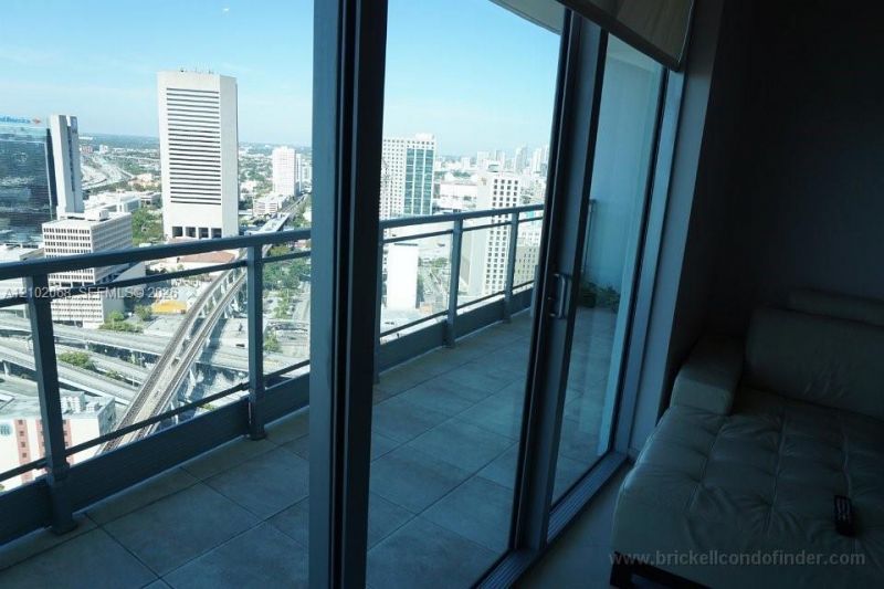 90 SW 3rd St, Unit 3505, Miami, FL 33130 Photo
