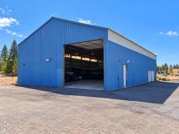51336 Russell Road, La Pine, OR 97739