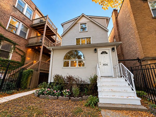 4104 N Richmond Street , Chicago, IL 60618