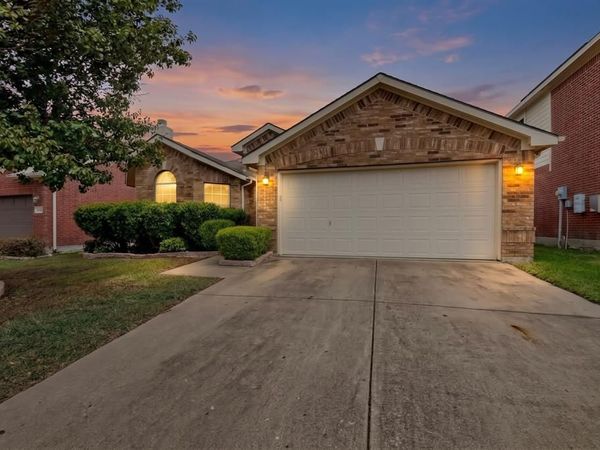 1027 Shackelford Lane, Forney, TX 75126