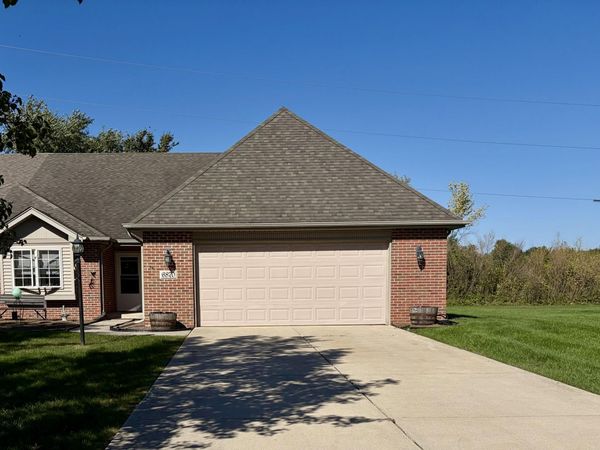6870 Avocet Circle , Hobart, IN 46342