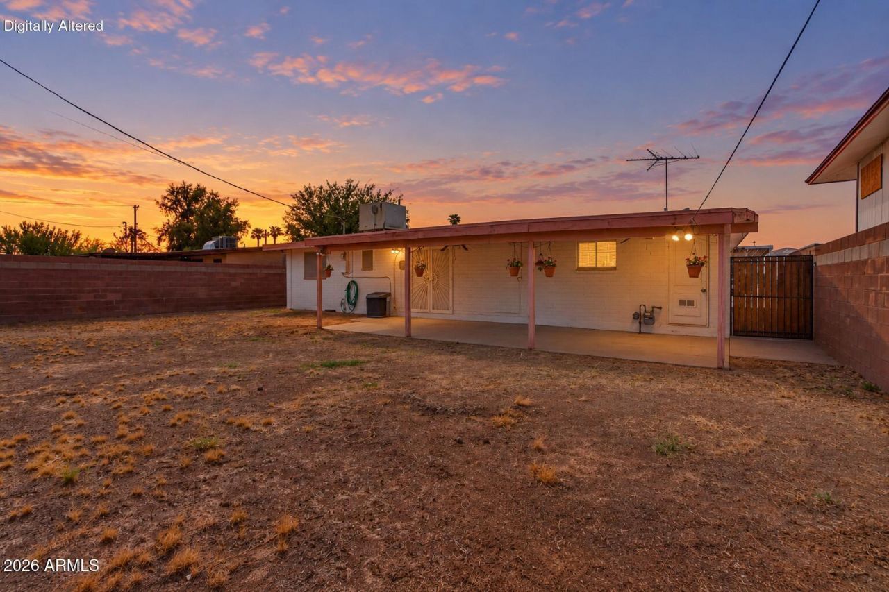 6011 N 32nd Drive, Phoenix, AZ 85017 Main Photo