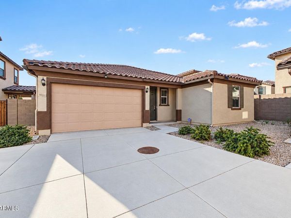 16660 W SIERRA Street, Surprise, AZ 85388