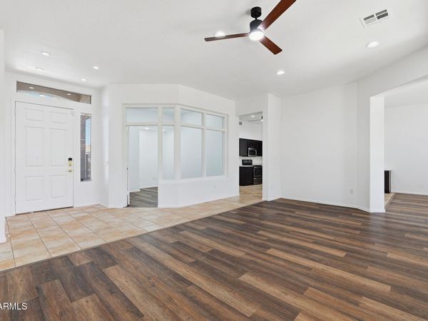 857 E DEL RIO Street, Gilbert, AZ 85295