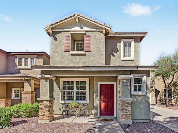 2340 E WAYLAND Drive, Phoenix, AZ 85040