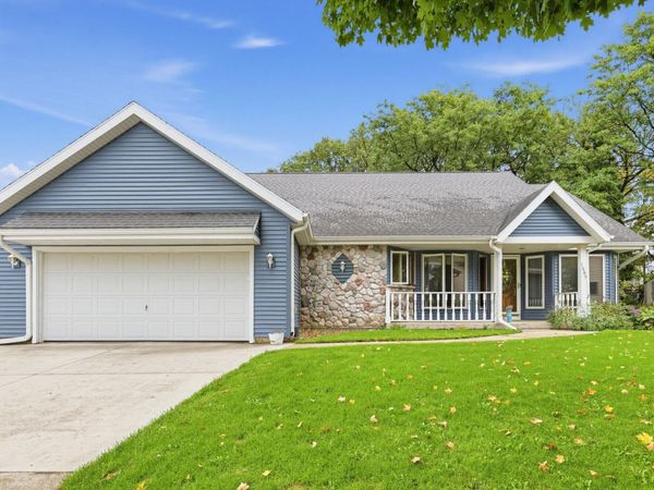 1869 Tivoli Court, Reedsburg, WI 53959