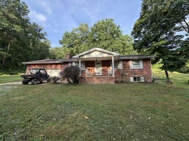 28426 Kanawha Valley Road, Southside, WV 25187