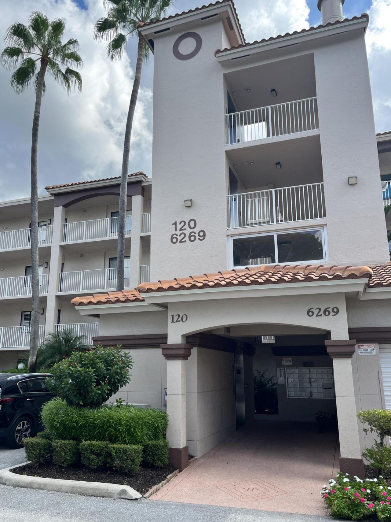 6269 Pointe Regal Circle, Unit 305, Delray Beach, FL 33484 Photo