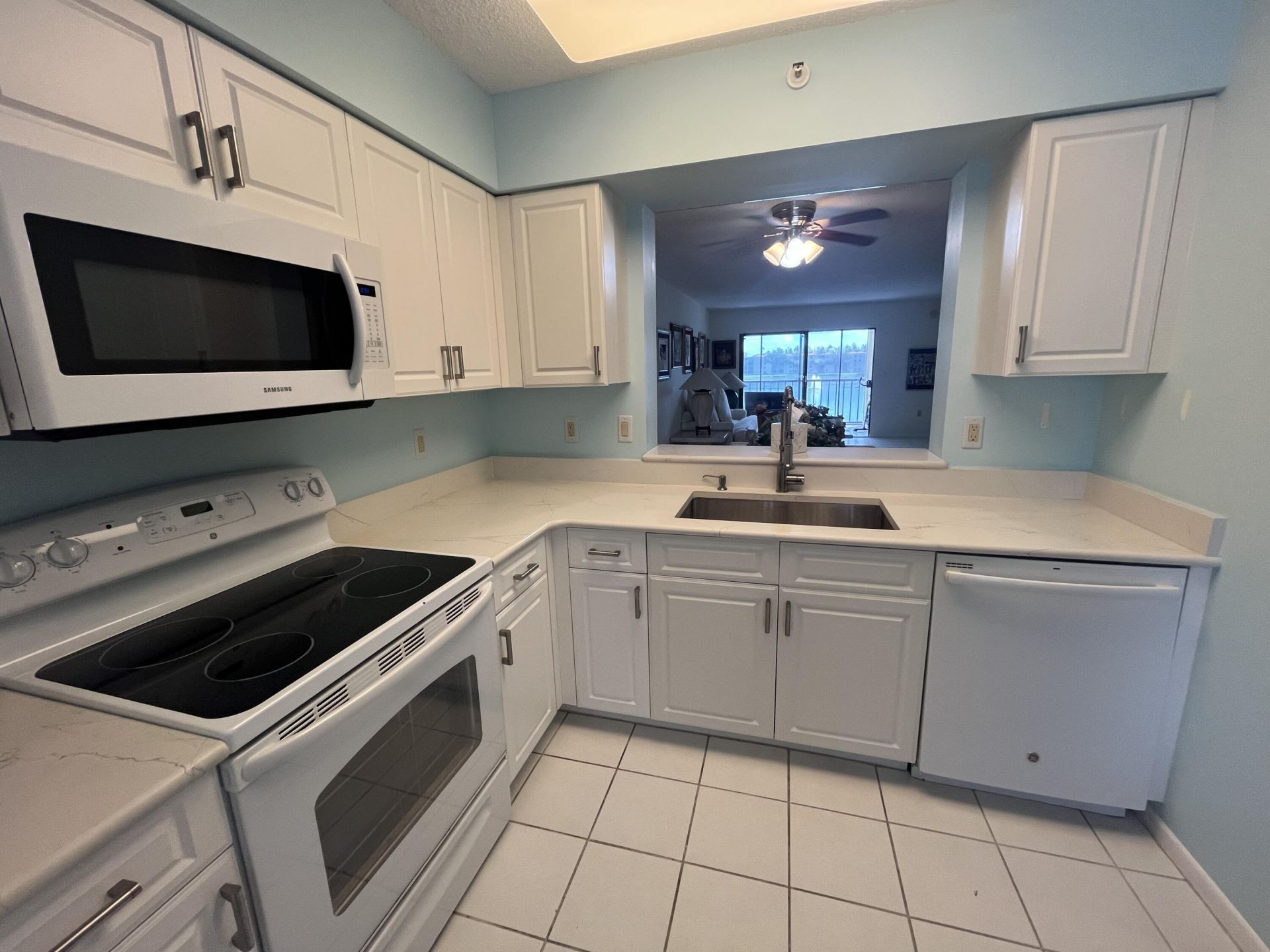 6269 Pointe Regal Circle, Unit 305, Delray Beach, FL 33484 Photo