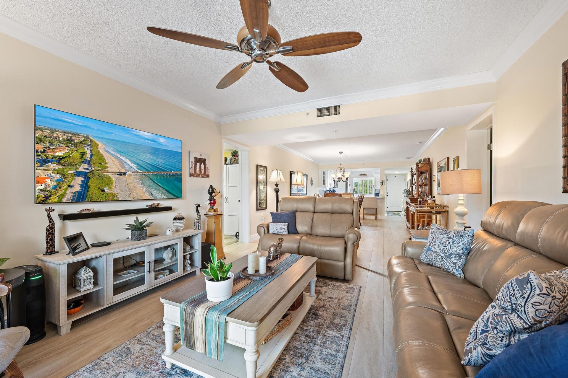 601 Seafarer Circle, Unit 201, Jupiter, FL 33477 Photo