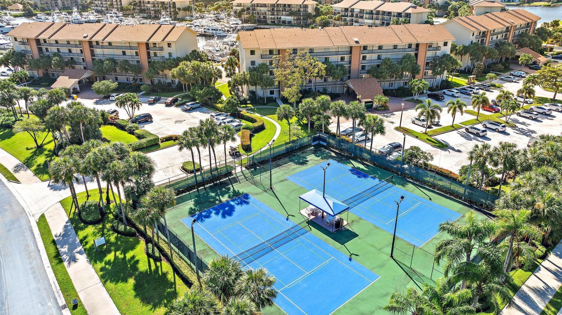 601 Seafarer Circle, Unit 201, Jupiter, FL 33477 Photo