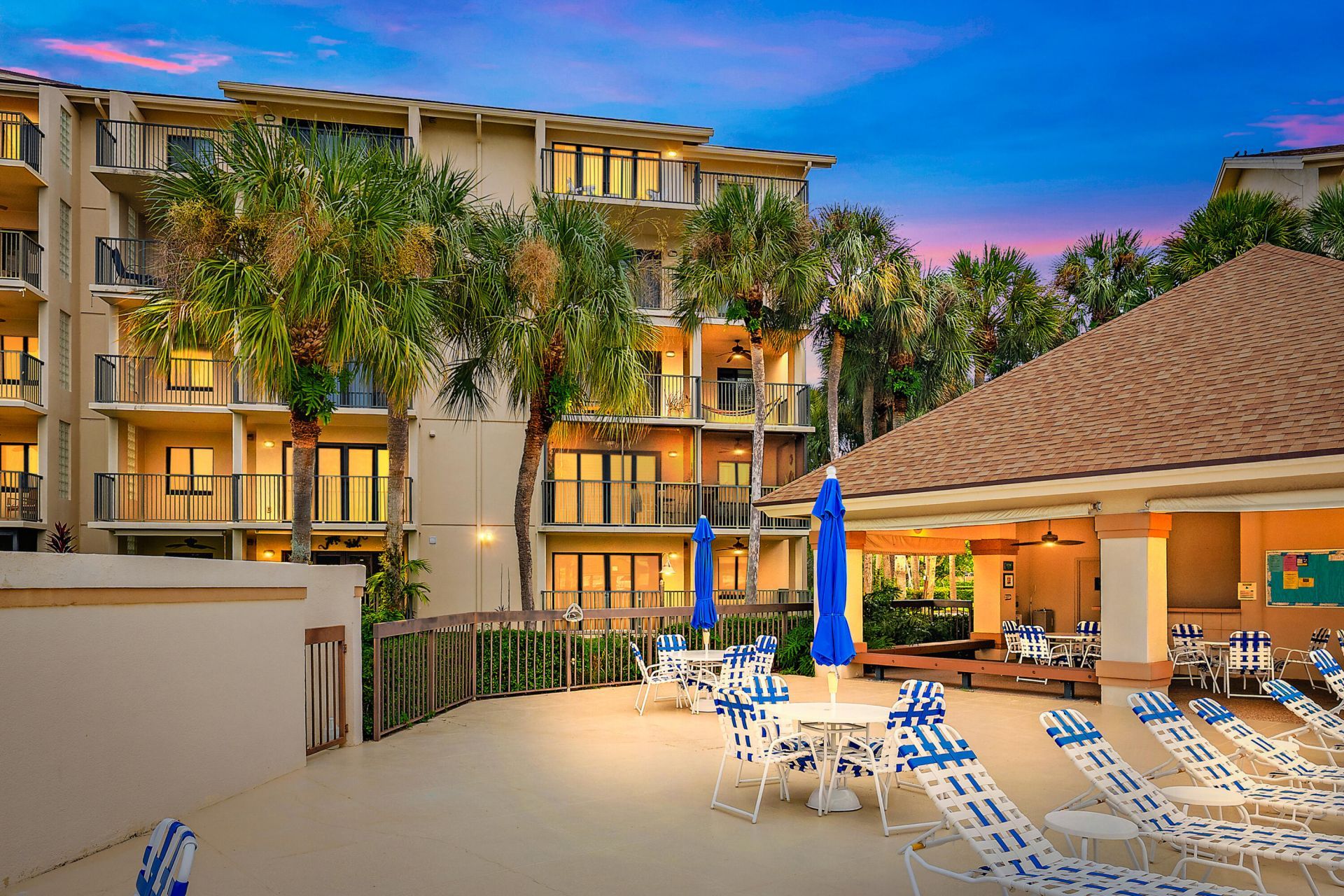 601 Seafarer Circle, Unit 201, Jupiter, FL 33477 Photo