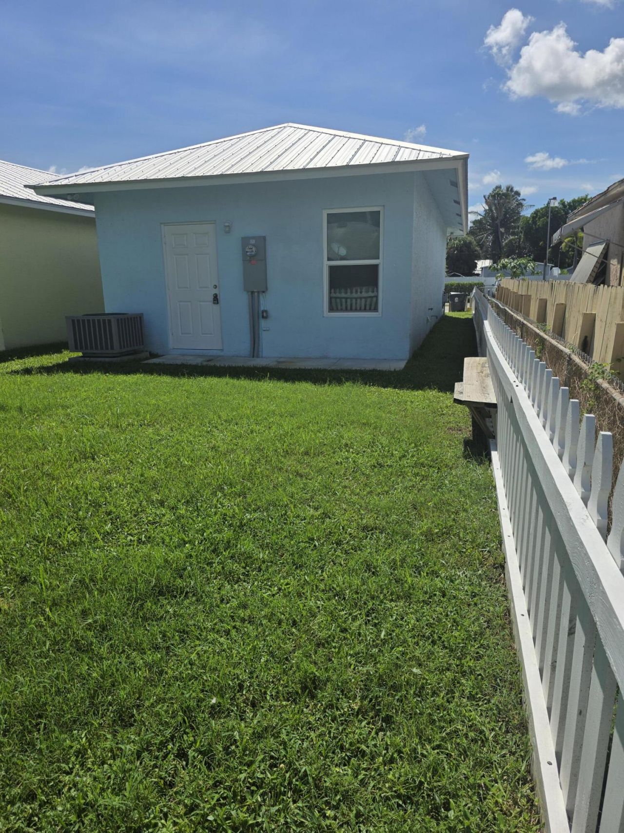 4595 Cambridge Street, Lake Worth Beach, FL 33463 Photo