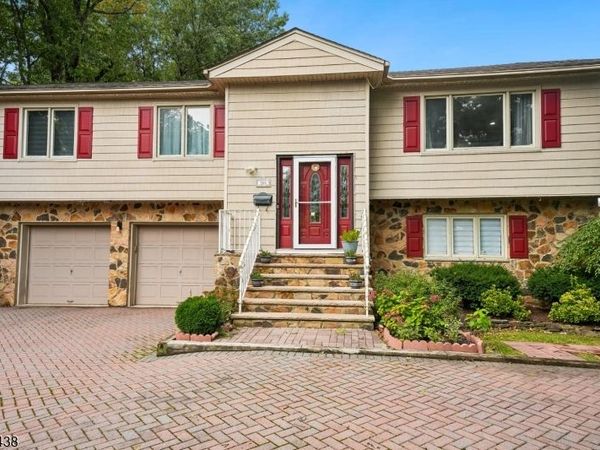 564 Mountain Ave, Springfield, NJ 07081