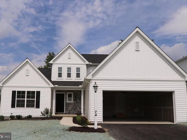 1014 MARY'S WAY , HARRISBURG, PA 17112