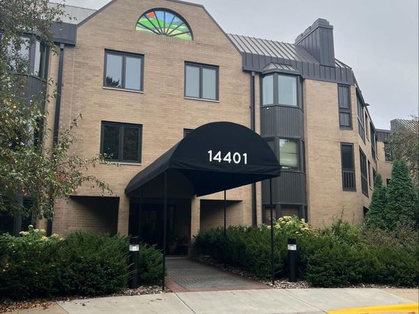 14401 Atrium Way , Unit 131, Minnetonka, MN 55345
