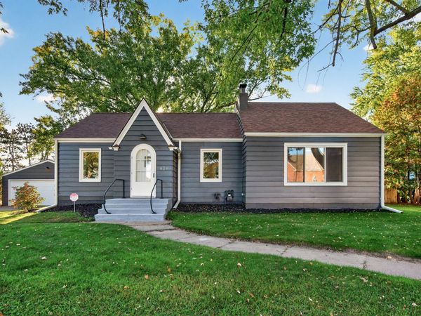 626 Old Main Street N, Cambridge, MN 55008