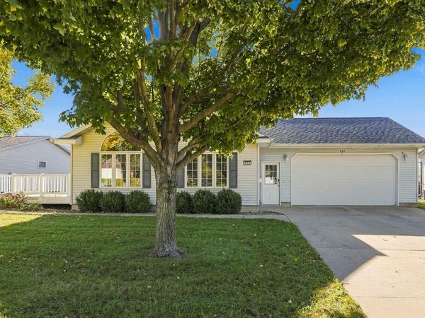 424 Amber Lane, Elk Run Heights, IA 50707