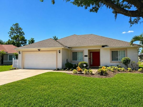 320 PARADISE WOODS PLACE , DAVENPORT, FL 33896