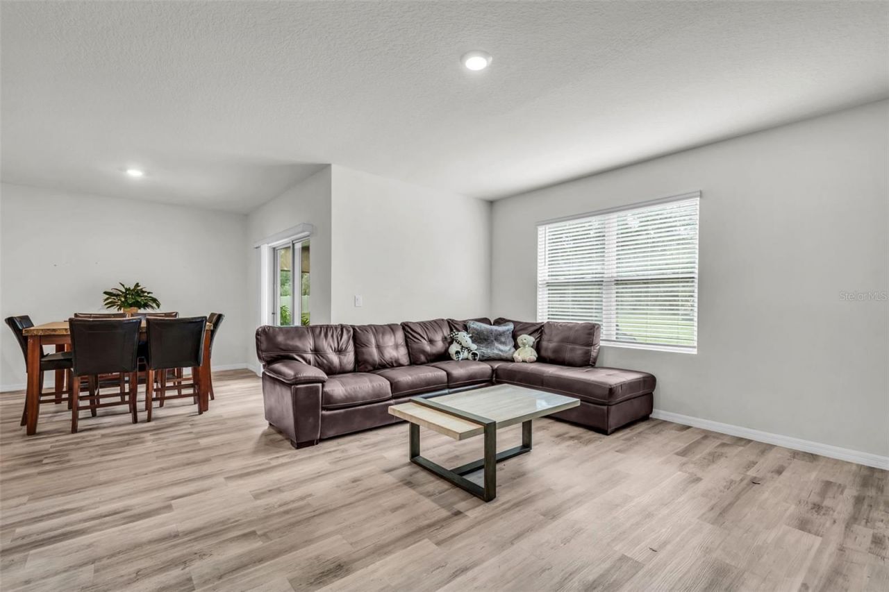 988 Cambridge Drive, Winter Haven, FL 33881 Photo