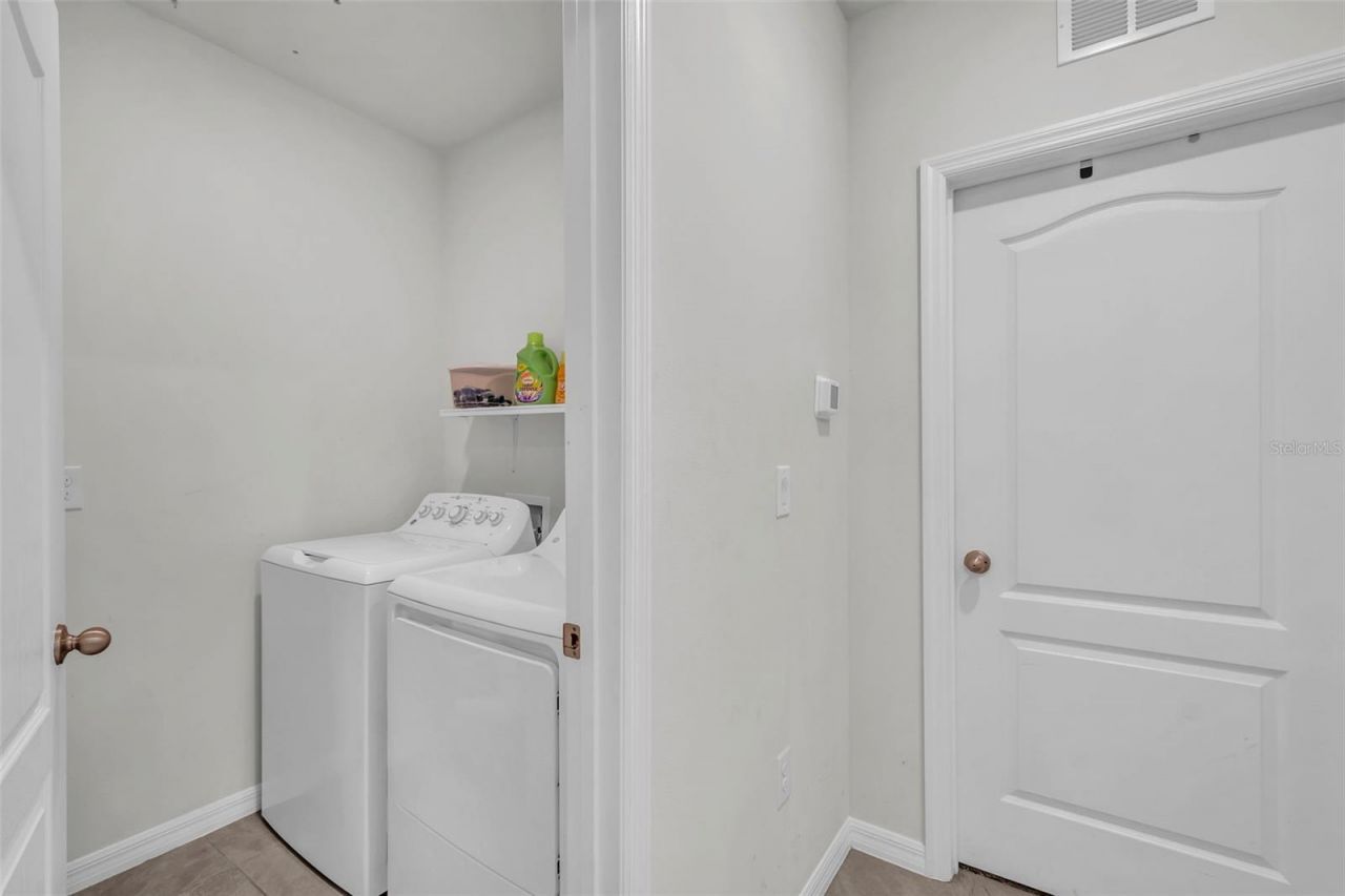 988 Cambridge Drive, Winter Haven, FL 33881 Photo