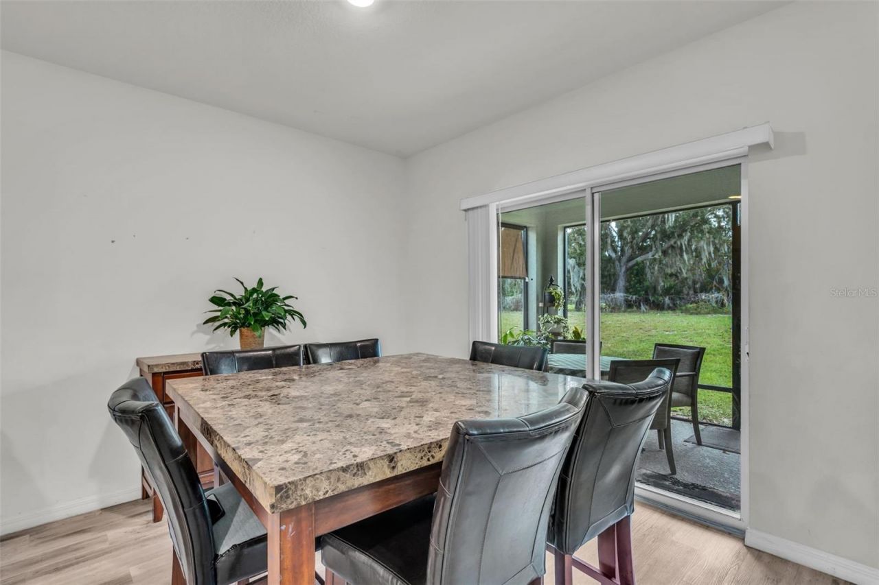 988 Cambridge Drive, Winter Haven, FL 33881 Photo