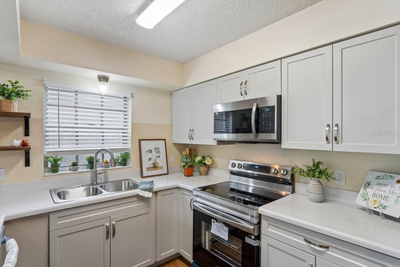 6709 Devonshire Ln , Unit 10A, New Port Richey, FL 34654 Photo