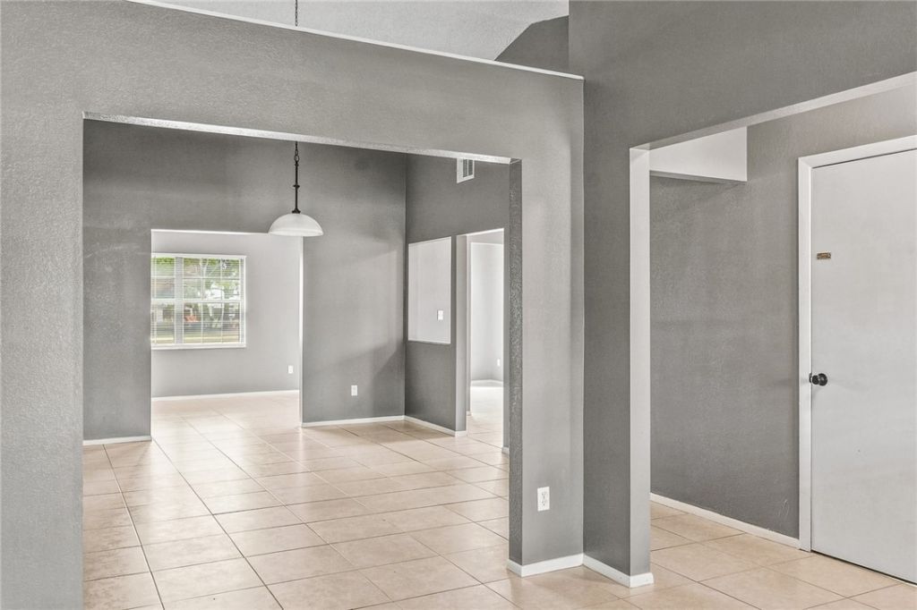 2270 SE Brekenridge Circle, Port Saint Lucie, FL 34952 Photo