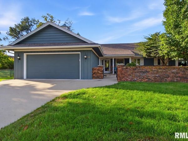 440 W WOODRIDGE Lane, Peoria, IL 61614