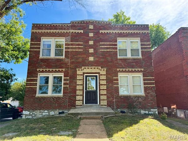 6142 Morganford Road , St Louis, MO 63116
