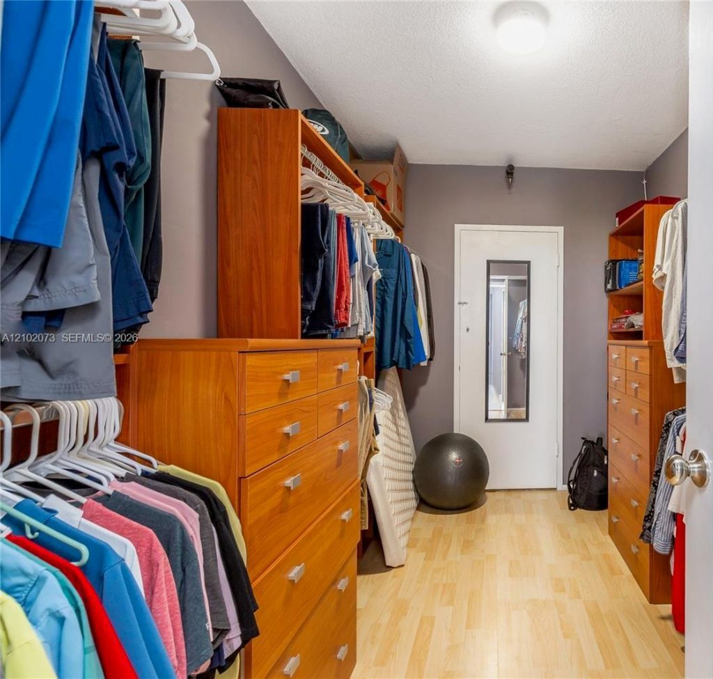 900 Bay Dr , Unit 617, Miami Beach, FL 33141 Photo