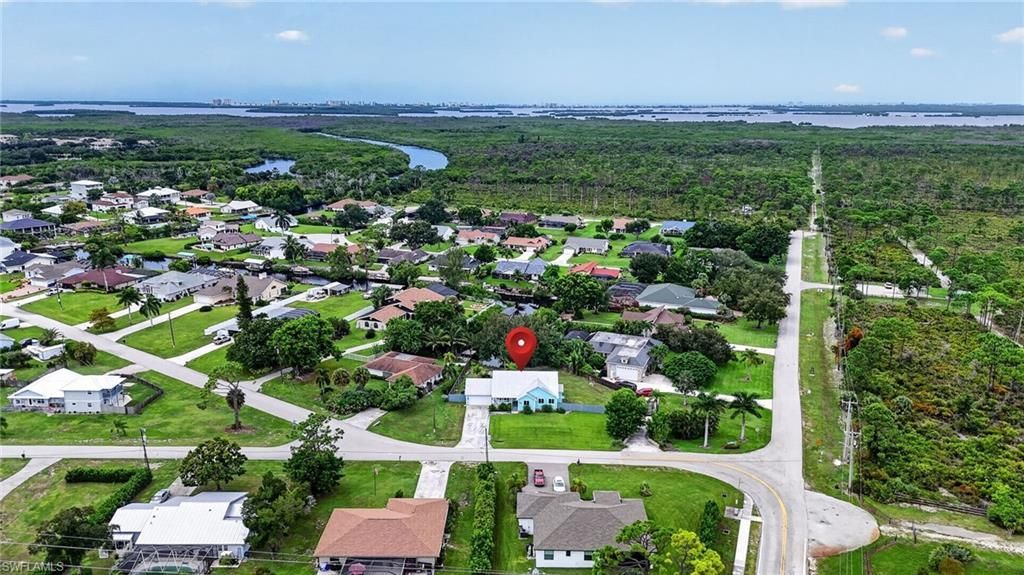 20520 Pine Tree Ln, Estero, FL 33928 Photo